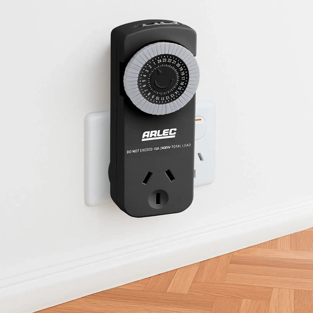 Arlec PC726BK black compact 24-hour mechanical timer - manufacturer reference 3