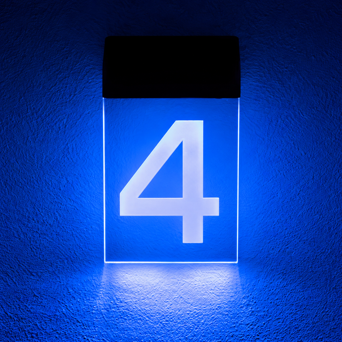 Hoselink AVENUE solar house number 4 - blue lighting, digitally edited reference