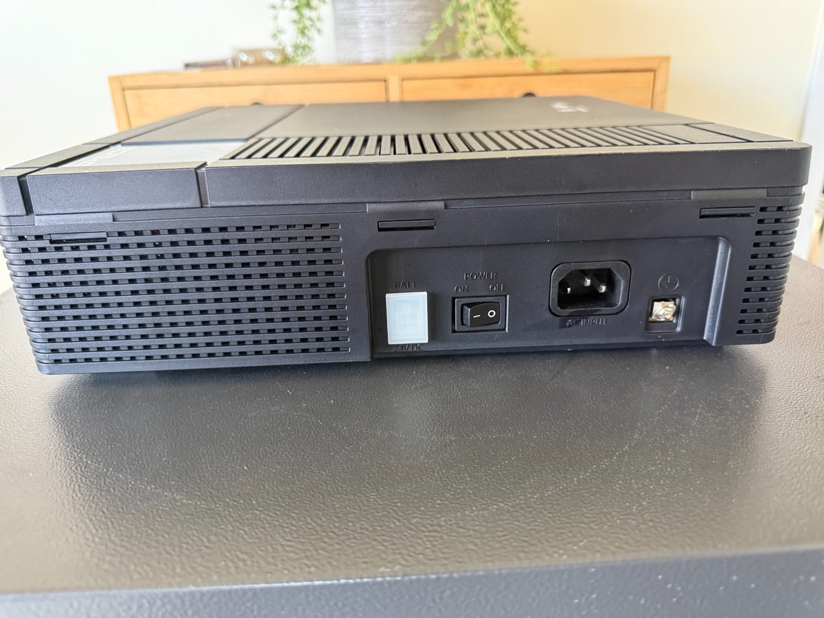 Actual iPECS eMG100 KSUD power connections